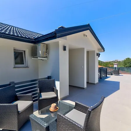 Apartmani Maka Senj  Exterior foto