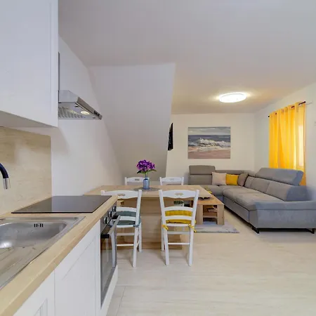 Apartmani Maka Senj  Exterior foto