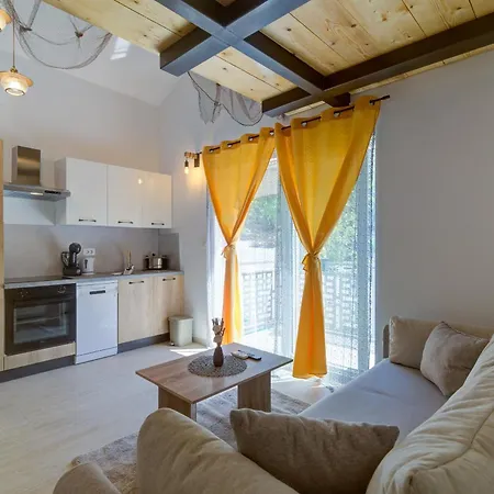 Apartmani Maka Senj  Exterior foto